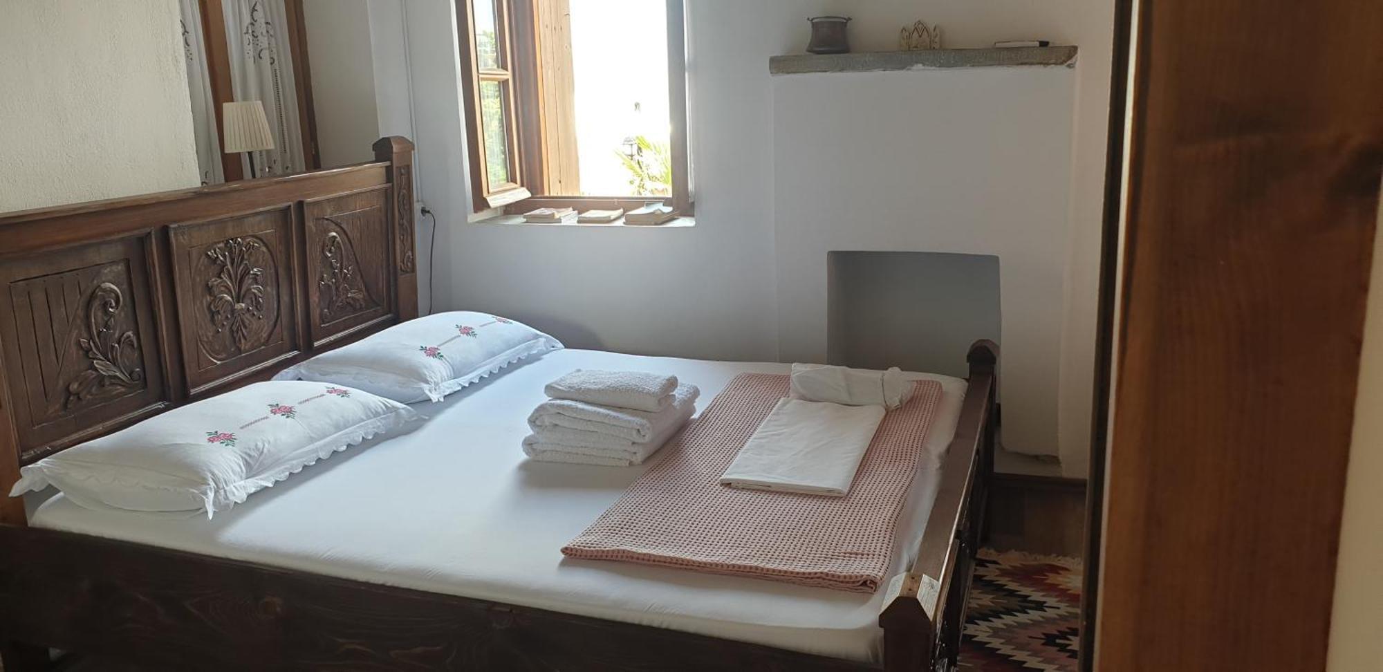 Silver Hill Guesthouse Gjirokastër Quarto foto